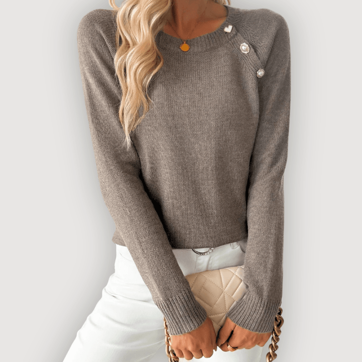 JONELLE – CHIC BUTTON JUMPER