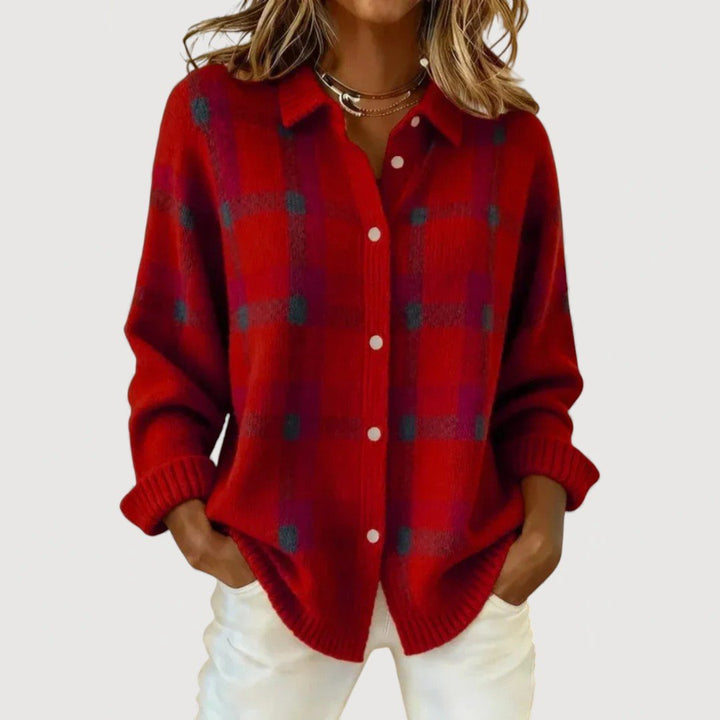 Fiora – Cosy Knit Shirt for Cold-Day Comfort